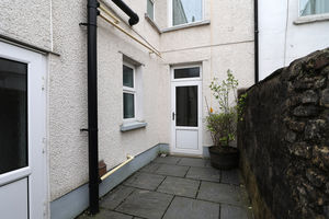 Photo 6- click for photo gallery